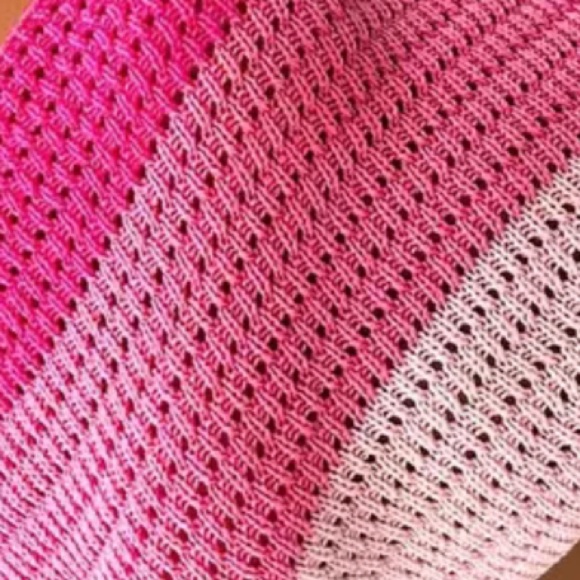 Barbie Pink Crochet Halter Top Open Back - Picture 2 of 3